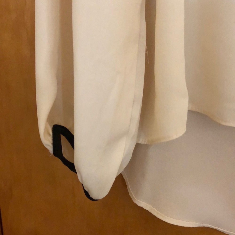 VENUS BLOUSE - Picture 3 of 7